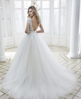 CLOE robe de mariée romantique avec manches 
