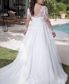 SEPTEMBRE robe de mariée grande taille avec manches

