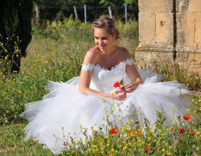 robe de mariée transformable en robe courte pour le soir EGLANTINE collection Les Mariées de Provence.
